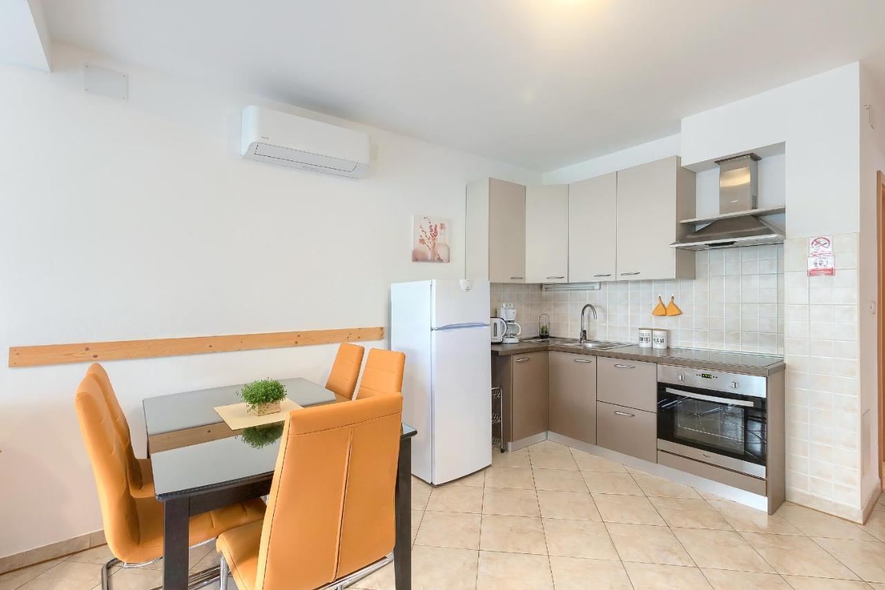 Apartments Gilly 2 Premantura Zewnętrze zdjęcie