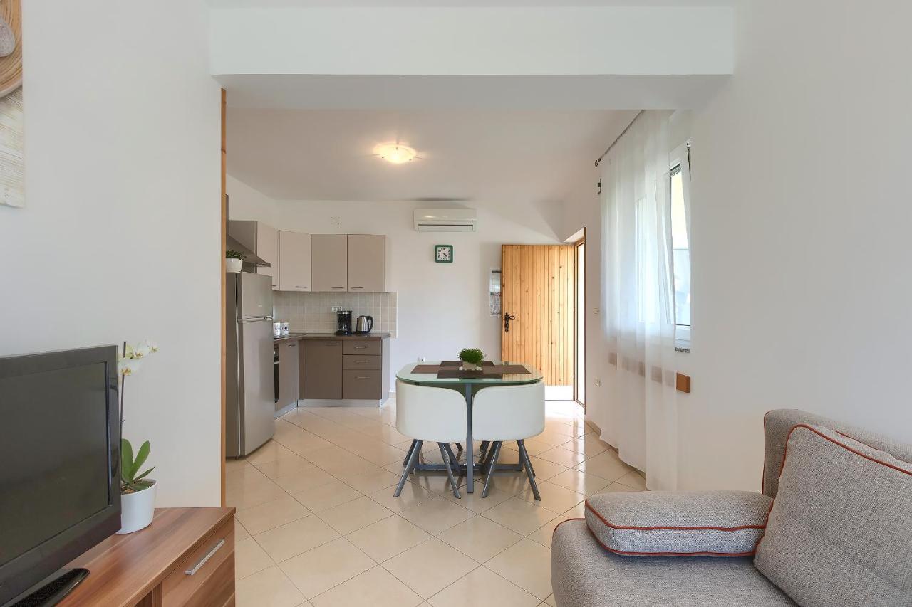 Apartments Gilly 2 Premantura Zewnętrze zdjęcie